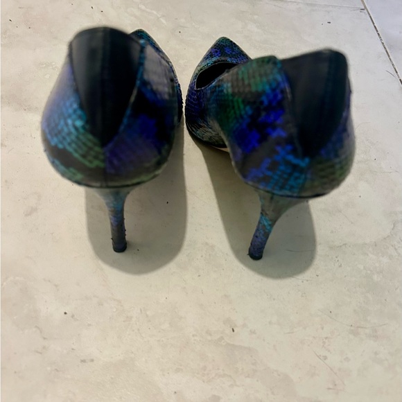 Sam Edelman Women's Multicolor Snakeskin Pumps - Picture 4 of 5